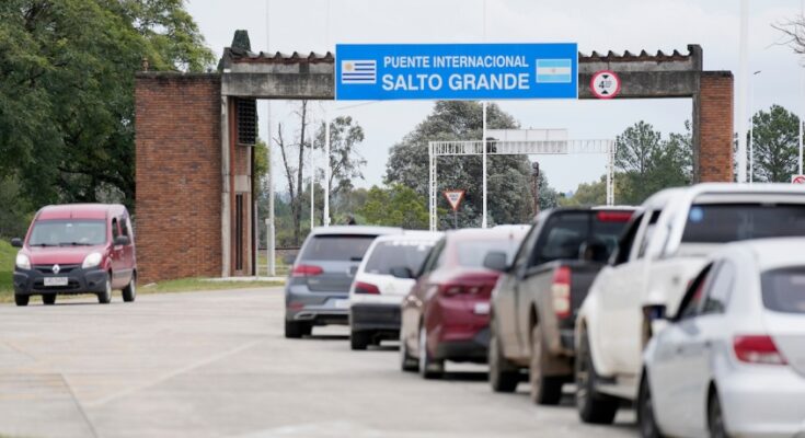 Más de 9.400 personas ingresaron al país por el paso de Salto entre el 1.º y el 4 de enero