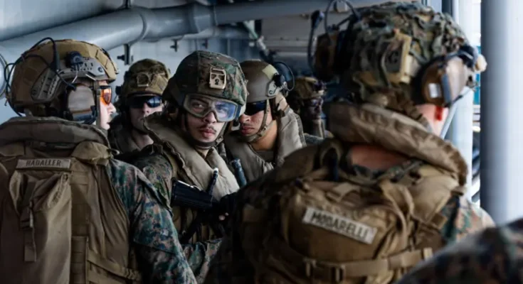 Decenas de aviones y participación de la CIA: cómo fue la operación en la que rescataron al tripulante del caza F-15 de EE.UU. derribado por Irán Decenas de aviones y participación de la CIA: cómo fue la operación en la que rescataron al tripulante del caza F-15 de EE.UU. derribado por Irán