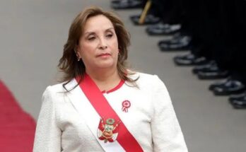 El Congreso de Perú destituye a Dina Boluarte como presidenta en medio de la crisis de violencia que azota el país