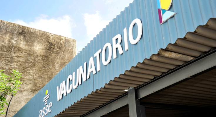 Lunes 3 de agosto reabre agenda de vacunación contra meningococo
