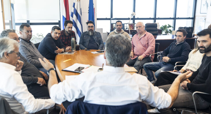 Situación del sector lácteo fue abordada en encuentro entre presidente Orsi y federación de trabajadores Situación del sector lácteo fue abordada en encuentro entre presidente Orsi y federación de trabajadores