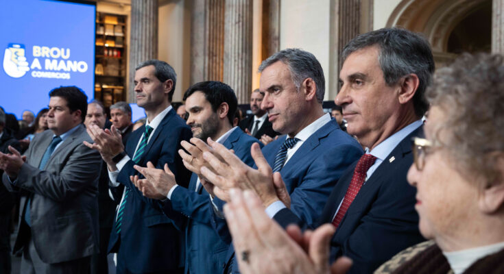 Aplicación del BROU facilitará gestión de cobro de mipymes y emprendedores Aplicación del BROU facilitará gestión de cobro de mipymes y emprendedores