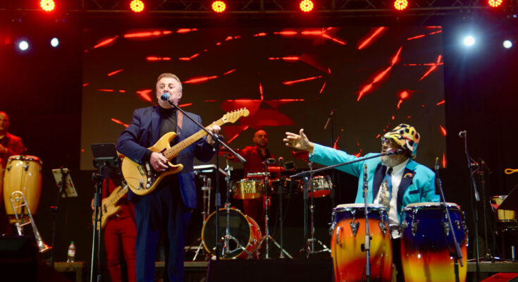 Artistas uruguayos participaron en festejos por 200 años de Declaratoria de la Independencia