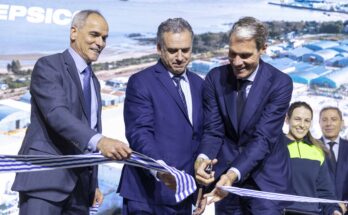 Orsi participó en inauguración de planta de almacenamiento de bebidas en Colonia