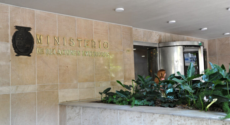 Gobierno sigue con “atención y seria preocupación” los acontecimientos en Venezuela