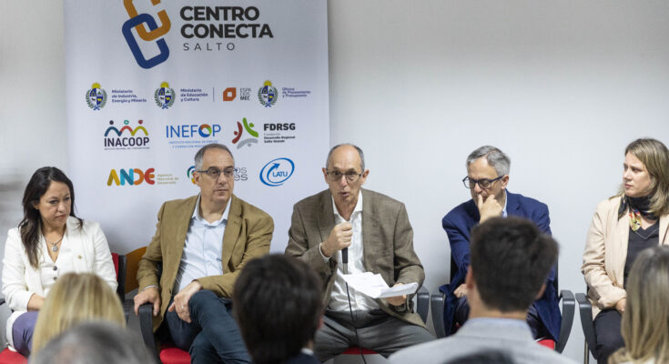 Centros Conecta: Gobierno nacional profundiza descentralización en el interior del país