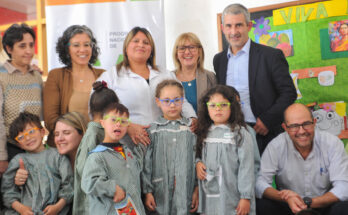 Niños recibieron lentes gratuitos a través del Programa de Salud Visual Escolar