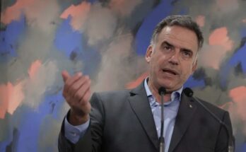 43% aprueba el desempeño de Yamandú Orsi como presidente, de acuerdo a Cifra