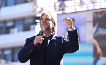 Lacalle Pou, en el aniversario del Partido Nacional: «Estoy tranquilo, estoy satisfecho, no estoy conforme»