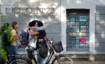 Unos 22.000 estudiantes de educación media accederán a cuenta bancaria y tarjeta de débito para cobrar la beca Butiá