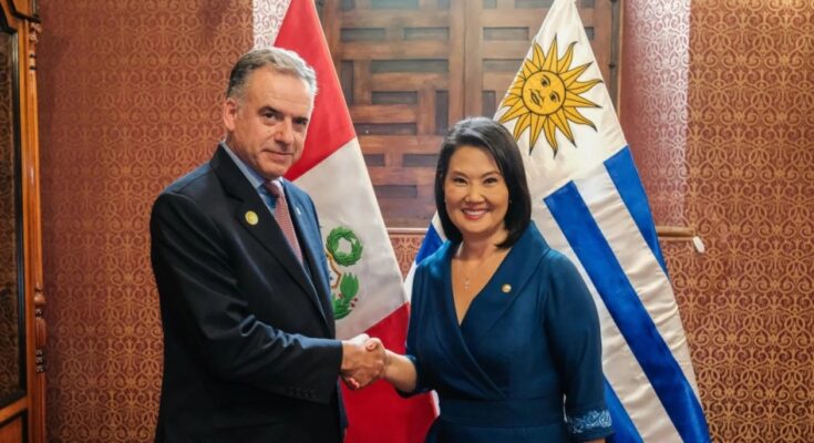 Presidentes Yamandú Orsi y Keiko Fujimori mantuvieron reunión bilateral en Perú Presidentes Yamandú Orsi y Keiko Fujimori mantuvieron reunión bilateral en Perú
