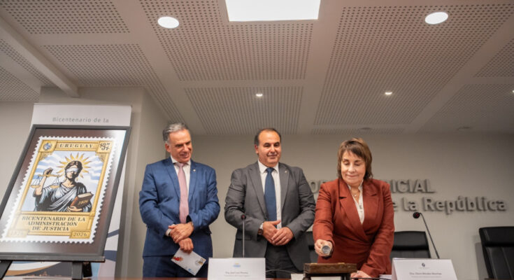 Orsi en Bicentenario de la Administración de Justicia: “Única en la región y de las primeras en el mundo” Orsi en Bicentenario de la Administración de Justicia: “Única en la región y de las primeras en el mundo”
