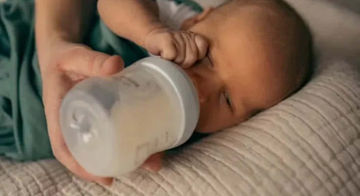 El MSP retiró del mercado fórmula para lactantes NAN 1 Optipro por posible toxina que puede provocar vómitos