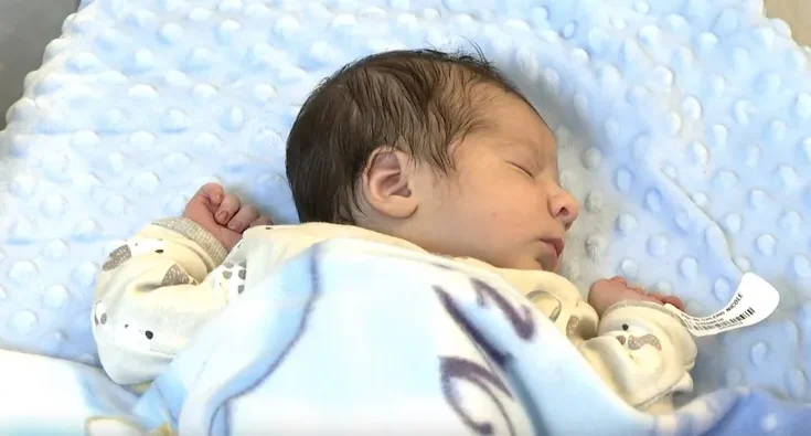 Nació el primer bebé del 2026 en Uruguay: su nombre es Nehitan y el parto fue en el Hospital Pereira Rossell