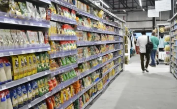 Las diferencias de precios entre los supermercados de balnearios y Montevideo durante el verano
