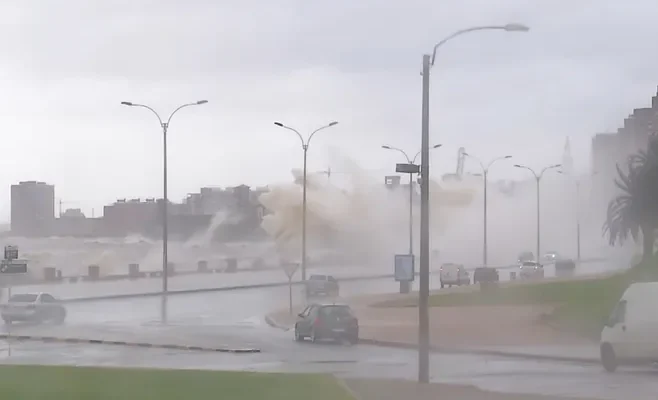 Niño Godzilla: el fenómeno «muy potente» que llega con «eventos severos» de lluvias y tormentas Niño Godzilla: el fenómeno «muy potente» que llega con «eventos severos» de lluvias y tormentas