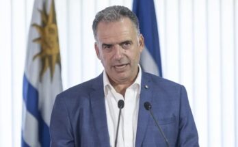 Yamandú Orsi no tiene varicela: así lo confirmó el estudio serológico que se le realizó a su vuelta de China